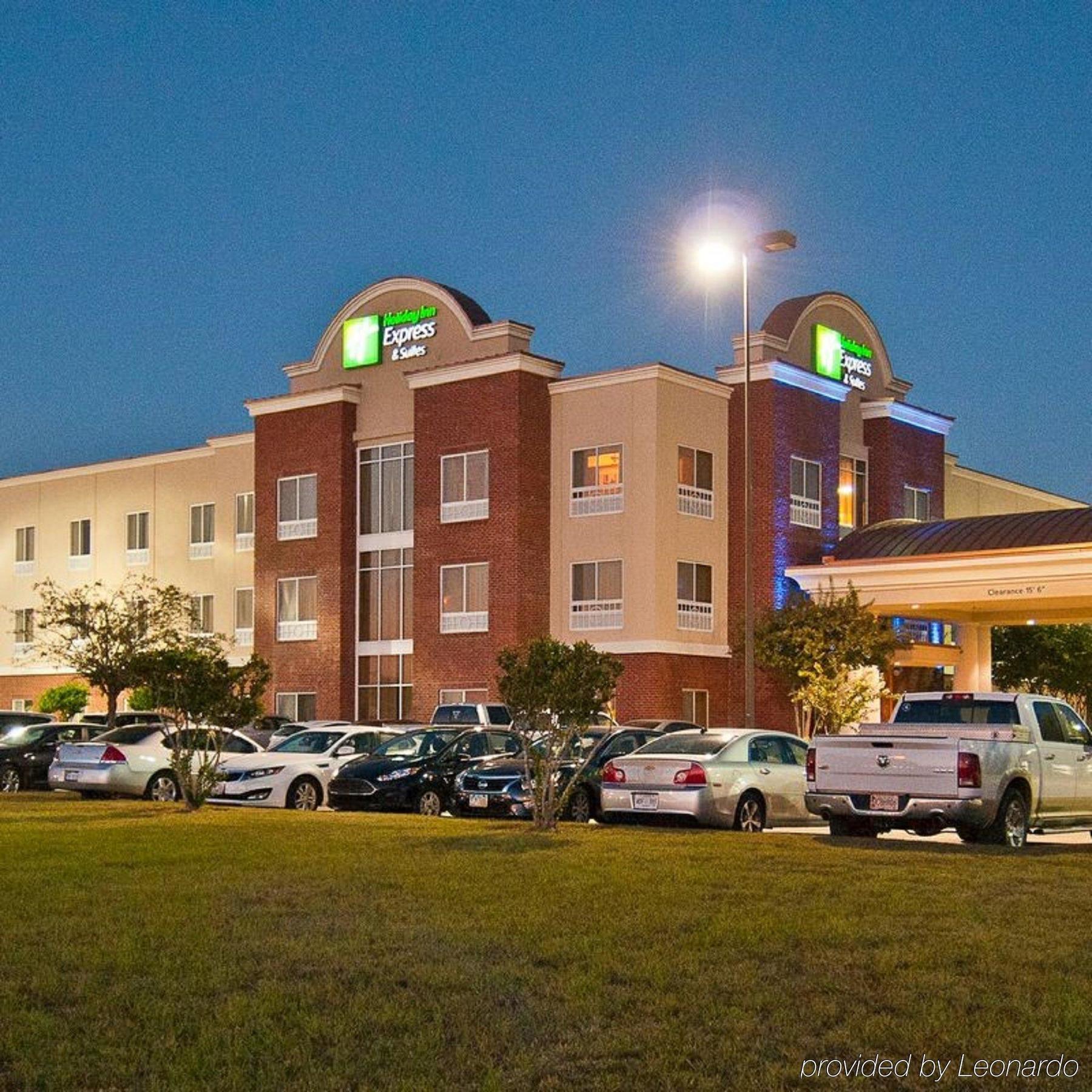 Holiday Inn Express Hotel & Suites Canton By Ihg Exterior photo